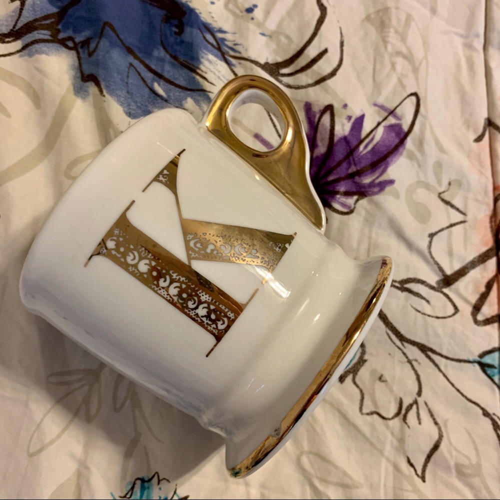 💛 Gold and White Monogrammed Anthropologie Mug - Picture 5 of 10